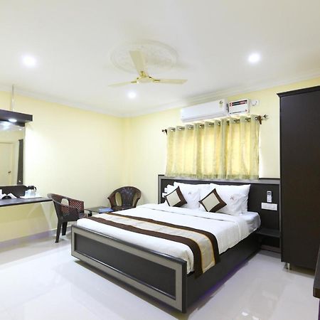 Saibala Transit Hotel Chennai Esterno foto