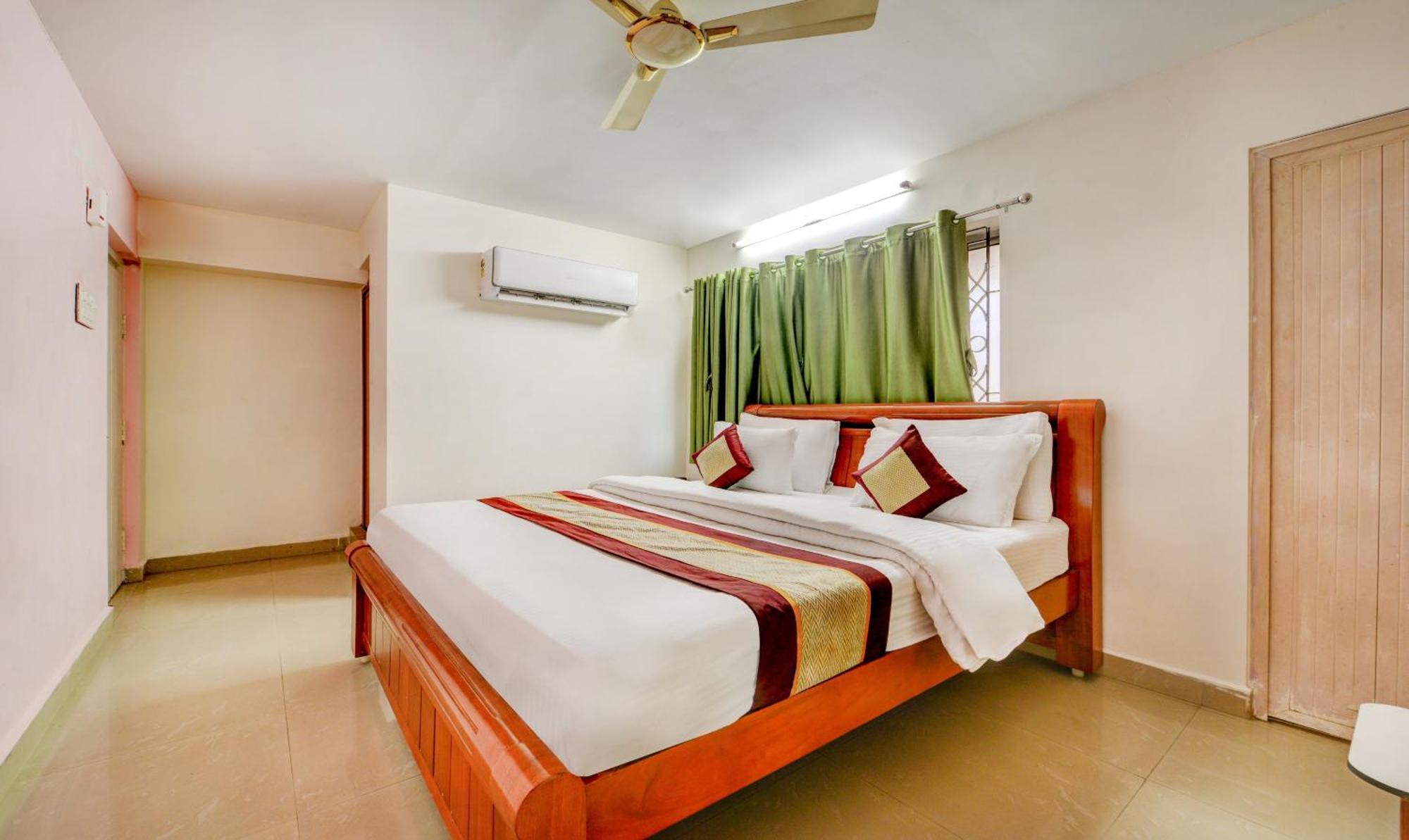 Saibala Transit Hotel Chennai Esterno foto