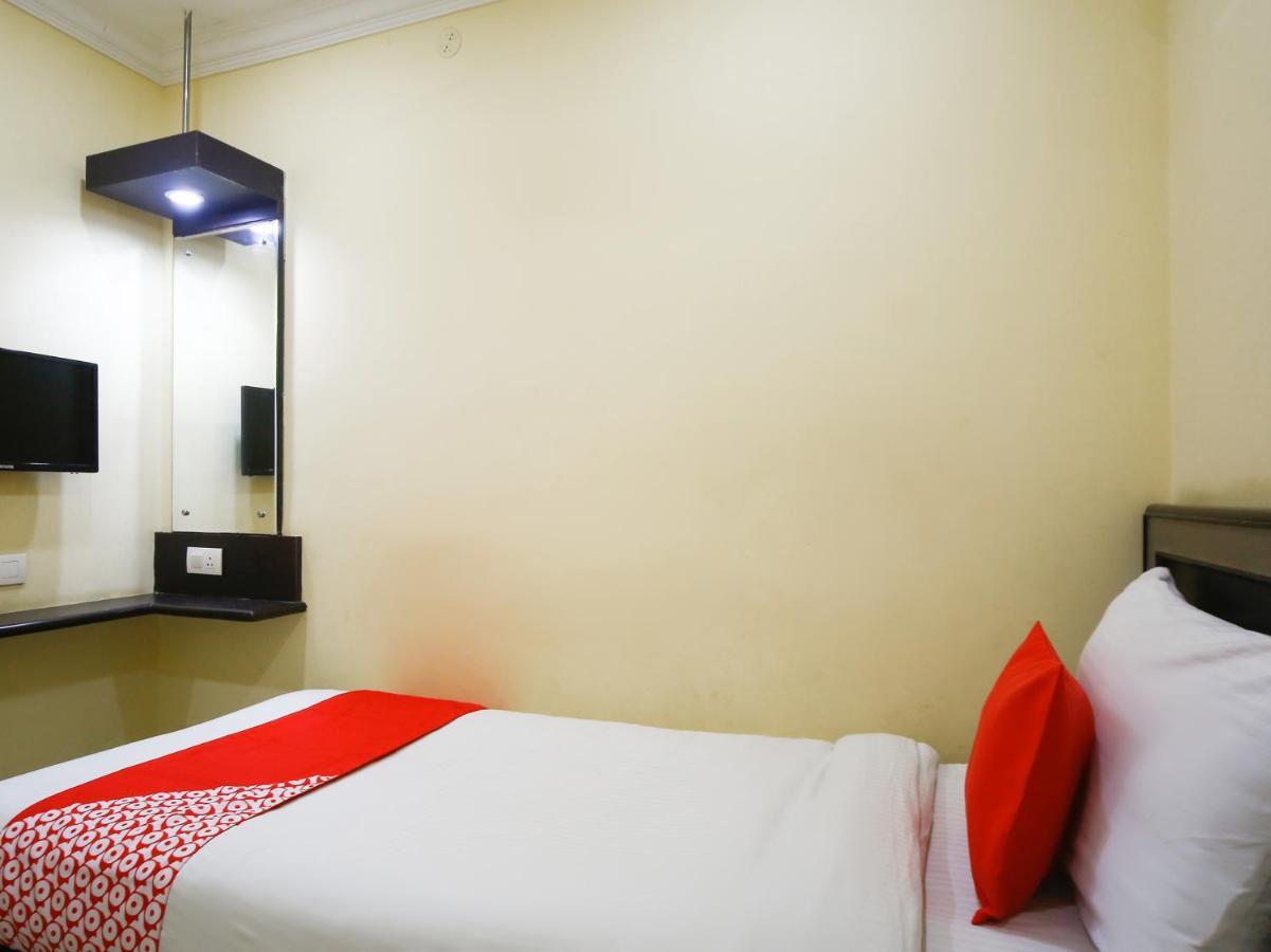 Saibala Transit Hotel Chennai Esterno foto